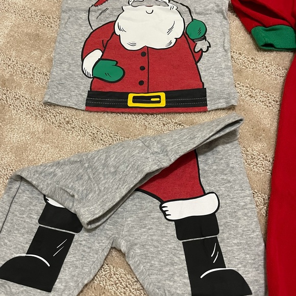 2T/24M Christmas winter pajamas bundle lot of 3 pieces - Picture 4 of 6